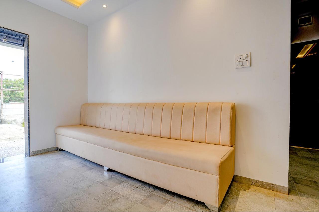 Collection O Hotel Farmaish Garden Chinchvad Dış mekan fotoğraf
